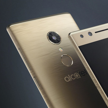 The Alcatel 5 in Metallic Gold. (Source: Alcatel)