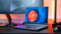 The Lenovo Legion Slim 5 14 lacks customizable RGB keyboard backlighting. (Image source: Notebookcheck)