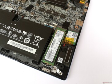 MSI Prestige 14 A10SC - SSD and WLAN module