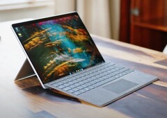 The Microsoft Surface Pro 9 is currently on sale for 35% off MSRP (Image: Alex Wätzel)