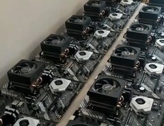 A small farm of AMD-powered Raptoreum miners (Image Source: El Chapuzas Informatico)