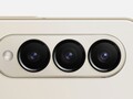 The Galaxy Z Fold4 could match the camera performance of cheaper Galaxy S22 series models. (Image source: WinFuture)