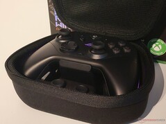 The bag also includes a small inner pocket