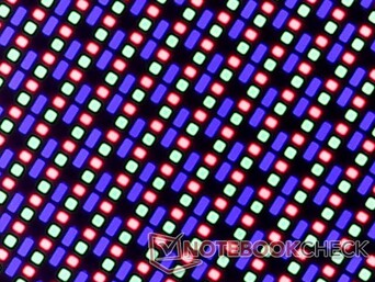 OLED subpixel array