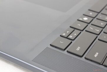 Transition between palm rests and keyboard deck is now smoother for a cleaner look