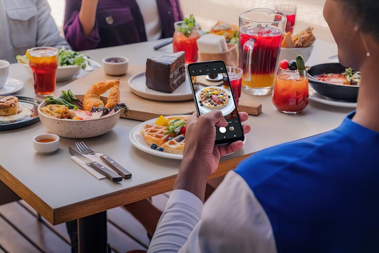(Image source: Motorola)