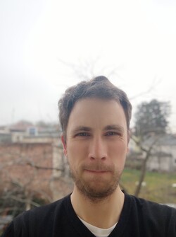 Front-facing camera of the Mi 10 Ultra