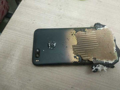 The Mi A1 exploded while charging. (Source: AdimorahBlog)