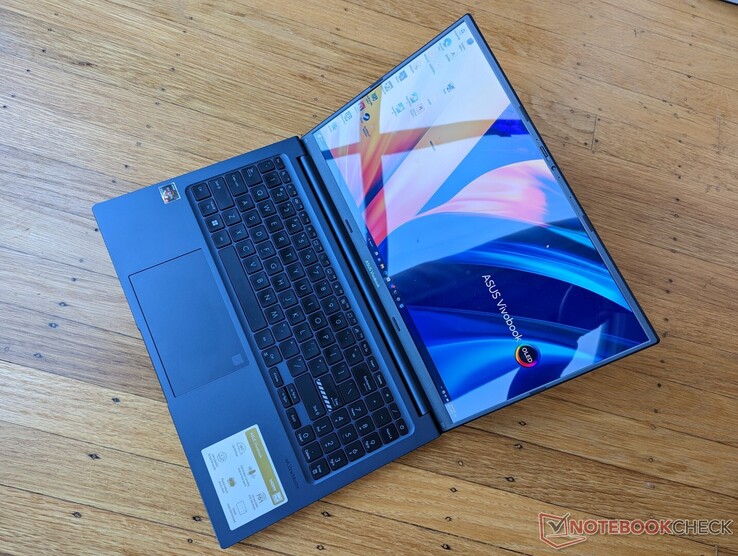 Asus VivoBook F1502ZA Review: Big but Bland Budget Laptop - CNET