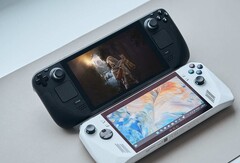 The Valve Steam Deck now has effectively the same level as support from Ubisoft as its Windows gaming handheld counterparts. (Image source: Notebookcheck / Andreas Osthoff)