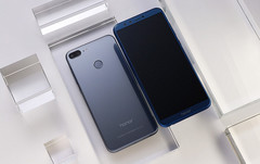 The Honor 9 Lite sports a beautiful design. (Source: Honor)