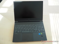 The HP Victus 16 has received a hefty price cut at Best Buy (image source: Notebookcheck)