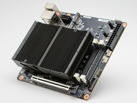 Minisforum BD795i SE