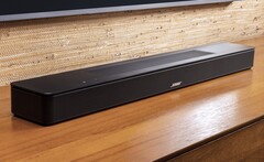 The Bose Smart Soundbar 550 supports Dolby Atmos and is now on sale for $199 at Walmart (Image source: Bose)