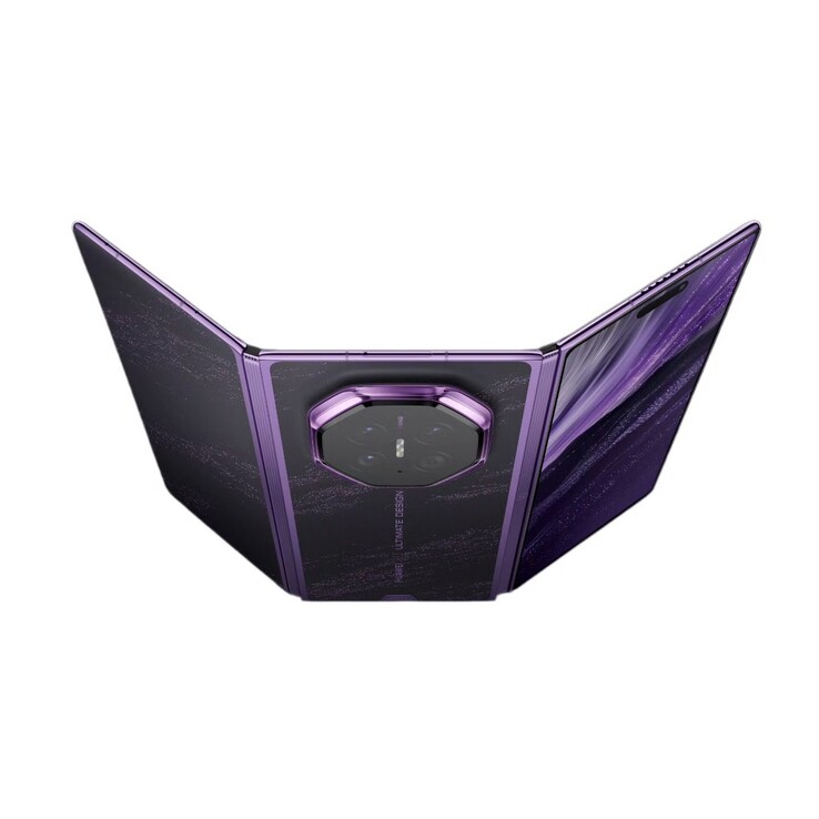 Huawei Mate XT 2 design
