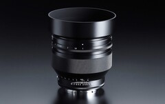 Cosina will soon offer one of the fastest lenses for the Sony E bayonet. (Image: Cosina)