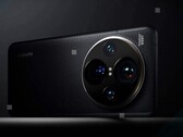 The first clues of the global Leica camera flagship 2025 have just been discovered in the IMEI database. (Image source: SK, Youtube)
