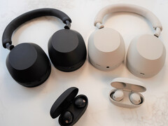 It looks as though Sony will refresh the WH-1000X series first before moving onto a new set of premium wireless earbuds. (Image source: G Style Magazine)