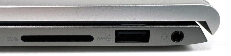 Right: 1x SD card reader, 1x USB 3.1 Type-A (Gen 1), 1x 3.5 mm audio port (combo)