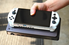 The GPD G1 will apparently work best when connected via OcuLink and USB4. (Image source: GPD)