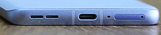 Bottom: speakers, USB-C port, microphone, SIM slot