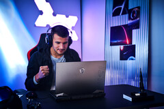 MSI's latest Raider GE67 and Raider GE77 gaming laptops feature Intel's new Alder Lake-HX processors (image via MSI)