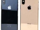 The iPhone X (left) and XS. Apple is restarting production of the X and cutting orders for components of the XS for a second time. (Image source: own)