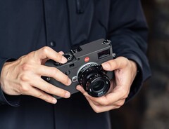 The latest lens from Brightin Star promises exceptionally high image quality.