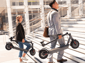 The Hiboy S2 e-scooter offers 17 miles (27.3 km) of range on a single charge (Image source: Hiboy)