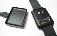 LG G Watch smartwatch back and charging cradle