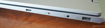 Lenovo LOQ 15 ports on the right side. (Image source: Florian Glaser for Notebookcheck)