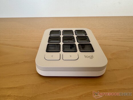 Front view (Image source: Notebookcheck)
