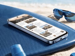 The ZTE Nubia V90 Pro has an audio jack at the bottom.
