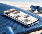 The ZTE Nubia V90 Pro has an audio jack at the bottom.
