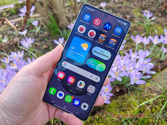 It seems that only the carrier-unlocked S23 models can get the update (Image source: Notebookcheck)