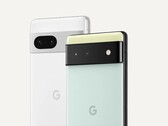 Google is selling refurbished Pixel 7 and Pixel 6 smartphones. (Image source: Google)