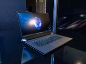 The Alienware x17 R2 offers an unlocked Core i9-12900HK Alder Lake processor and up to RTX 3080 Ti graphics. (Image Source: Dell)