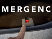 The new safety door latch on the Model Y (image: Ryan Shaw/YouTube)