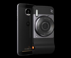 Finally it's here: The long awaited True Zoom MotoMod addon for the Moto Z series of smartphones.