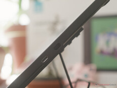 Huion1 Kamvas 16 Gen 3 ports 