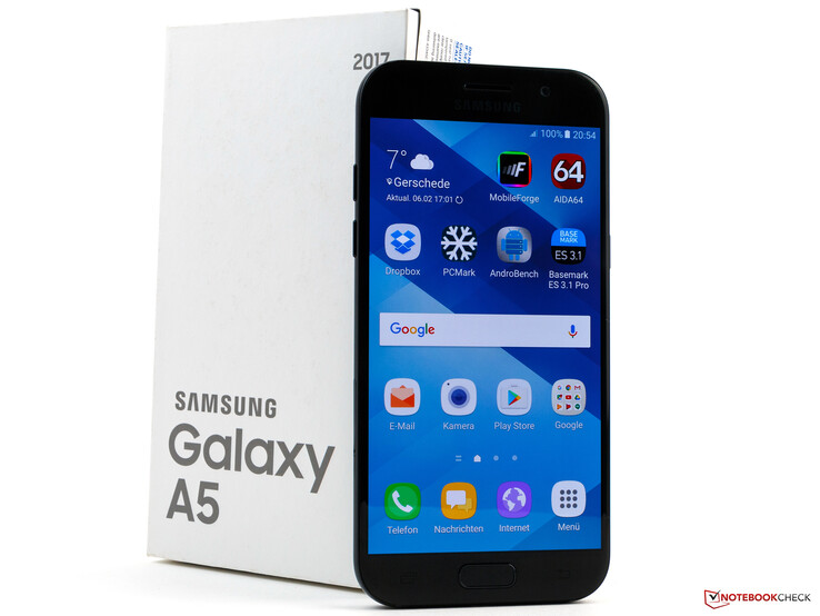 Impotencia contrabando África Samsung Galaxy A5 (2017) Smartphone Review - NotebookCheck.net Reviews