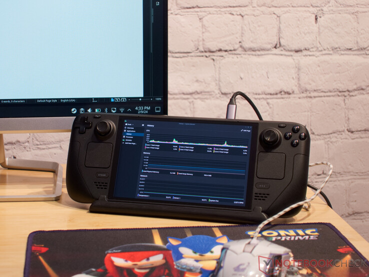 Steam Deck 1 TB OLED review: Minimalist performance, maximum