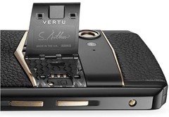 Vertu Aster P back cover, Vertu is back from bankruptcy October 2018 (Source: Android Central)