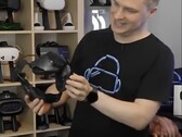 VoodooDE VR with with alleged Steam Frame headset.
