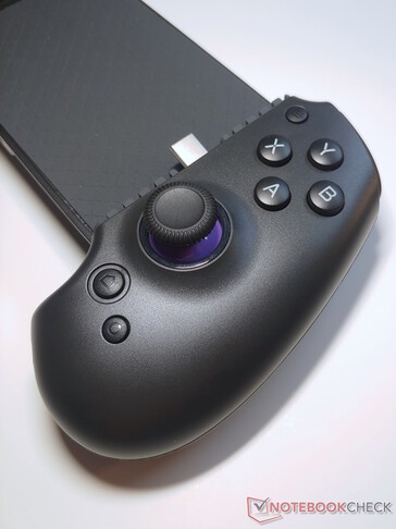 Right grip of the Abxylute S9 mobile controller. (Image source: Notebookcheck)