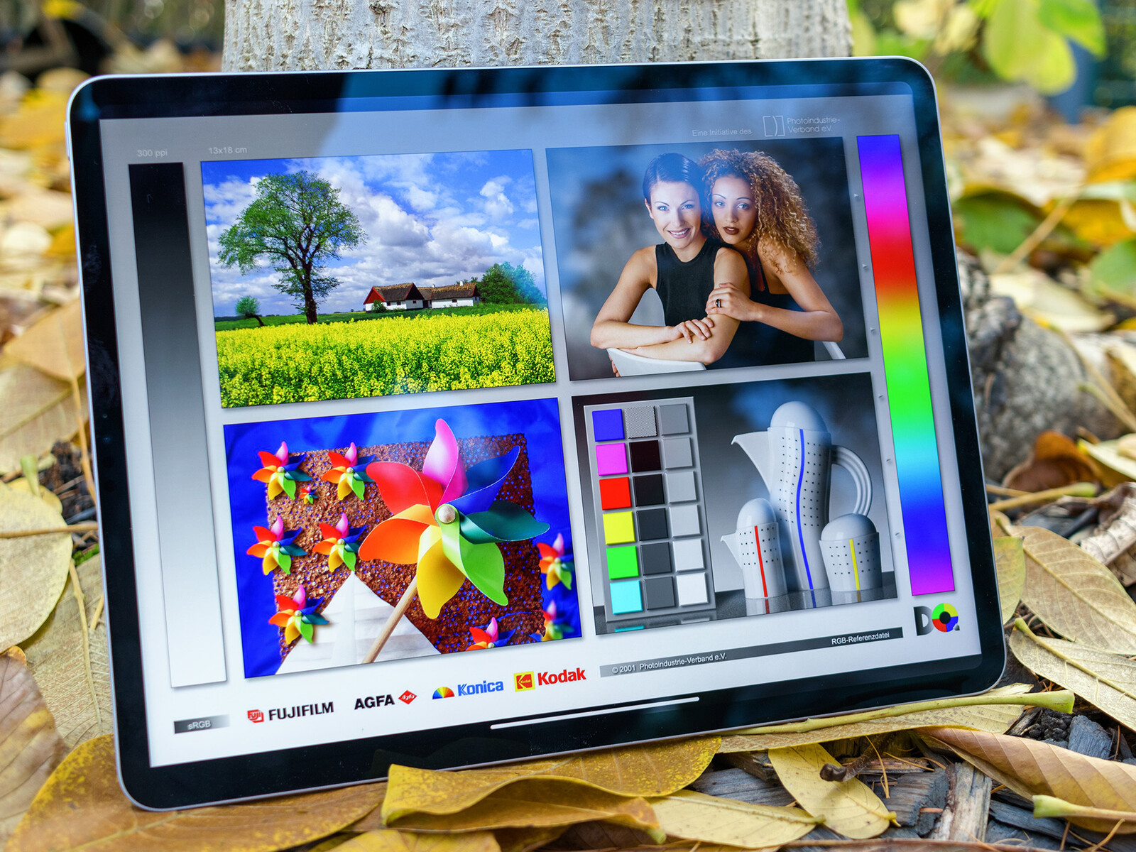 Apple iPad Pro 12.9 (2022) review: Apple's giant tablet now runs with ...