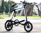 The foldable and lightweight Ossby Geo e-bike offers stylish looks and and useful features around the city, unfortunately its composite frame broke after just a few hours of actual use. (Image source: Alexander Fagot, Notebookcheck)