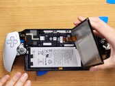 PlayStation Portal makes battery replacement unnecessarily complicated. (Image: Jacob R, YouTube)