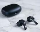Xiaomi Buds 3T Pro (Image Source: Amanz - Unsplash)
