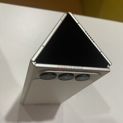 The Phantom Ultimate G Fold Concept. (Image source: GSMArena)